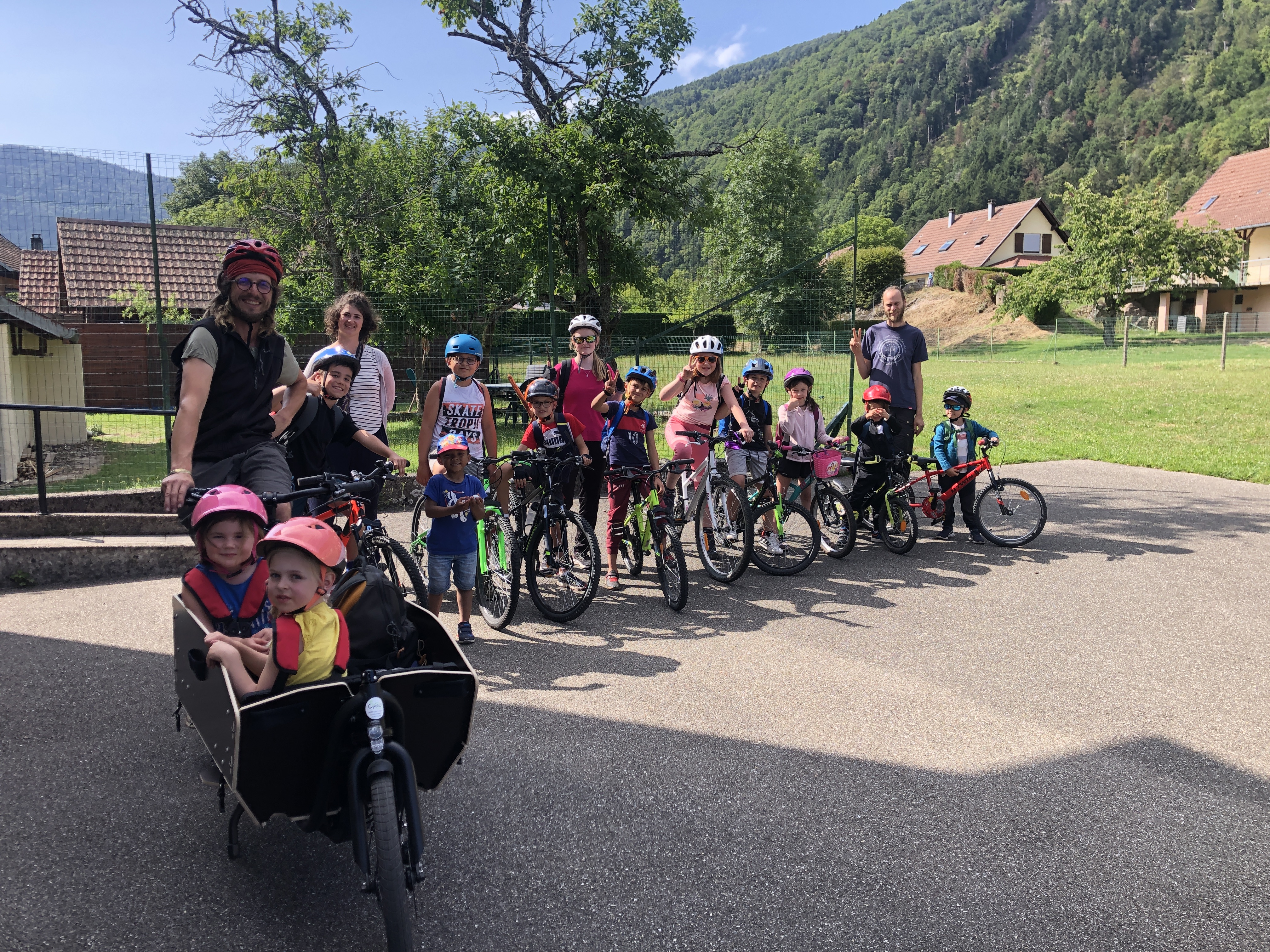Sortie vélo avec la MJC de Sewen pour se rendre au camps nature depuis Masevaux